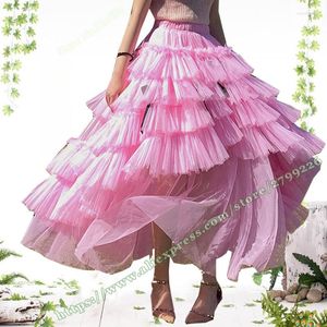 Kjolar 2023 kvinnlig högkvalitativ rosa asymmetrisk veckad nät organza puffy bollklänning tutu fest bröllop gifta sig maxi kjol för kvinnor