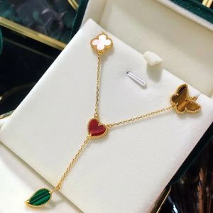 패션 펜던트 목걸이 여성을위한 패션 펜던트 목걸이 우아함 4 Four Leaf Clover Necklace Choker 체인 디자이너 도금 금 여자 선물 보석류 컬러 패스트