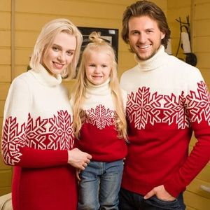 Família combinando roupas camisola de manga completa mãe vestido de malha macio quente engrossar jumpers malhas natal olhar 2023 inverno pai crianças gola alta 231121