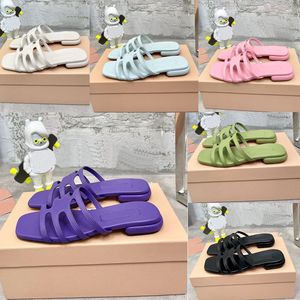 2023 Designer Luxury Roman Flip-Flop Slide Slippers Fashion Womens 100% Leather Pink/Green/Black/White Pure Color Sweat-Wicking Sandals Ladies Sexy Non-Slip Heel Shoes