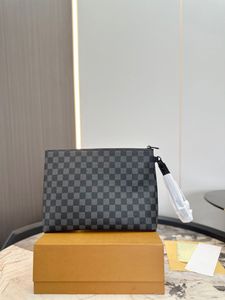 23SS Men's luxury Designer Cowhide Leather Clutch Bag Men's Wrist Bag Mobile Phone Bag Wallet Storage Bag Toiletry Bag 29CM