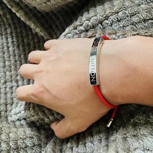 Luxus-Herren-Kettensplitter Geflochtene Armbänder mit Logo Offizielle Größe Designer-Armbänder mit schwarzem V-Buchstaben verblassen nie