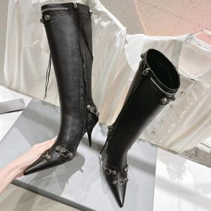 Balencig Designers Designer Luxury Topquality Knehigh Boots Women Cagole lammskinn utsmyckade sido -zip skor stövlar buckle pekade tå stiletthäl tall boo