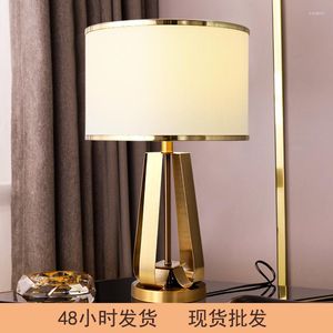 Lampy stołowe Glass Cover Smart Bed Globe Nowoczesne biurka Nocna stojak Tiffany Stone Bankers Lampa