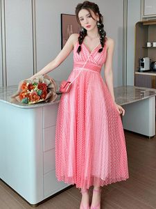Nowe sukienki swobodne 2024 Summer Kobiet Maxi Sukienka Słodka plaża boho siatka czerwona kropka pasek w dekolcie plisowane szaty huśtające się świąteczne vestido