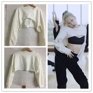 Kvinnors hoodies kpop koreanska sångare rose jazz dance vit lång ärm gröda toppar kvinnor streetwear mode runda krage tröjor