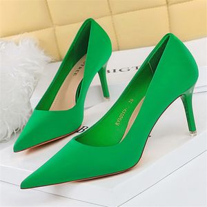 Dress Shoes Women 7.5cm 10.5cm High Heels Scarpins Pumps Lady Plus Size Green Purple Fetish Wedding Bridal Low Heels Silk Satin Shoes 230421