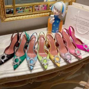 Amina Muaddi Elbise Sandalet Saten Slingbacks Bowtie Pompaları Kristal-Suower Yüksek Topuklu Ayakkabı 10cm Kadın Tasarımcı Partisi Düğün Ayakkabıları