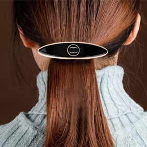 Luxus Haarspangen Designer Frauen Koreanisch Medium Einfaches Design Schwarze Haarnadel Marke Clip Freizeit Haarspangen Mode Quadratische Haarnadel Vielseitige Haarspangen