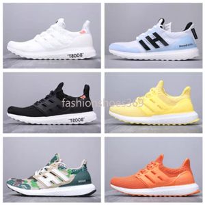 Wysokiej jakości designerski buty 2023 buty do biegania Sneaker Triple Black Cloud White Solar Yellow Sub Night Flash Hodowane Oreo Ultras Women Casual Sports Treners 36-47