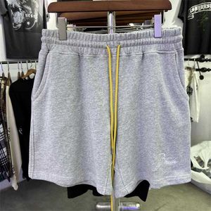 Designerkläder korta fritidsbyxor Rhude Shorts med dragsko High Street Trendigt märke Löst Fritidsdag sommar Herr American Shorts damer Strand Capris Joggingbyxor Sportkläder