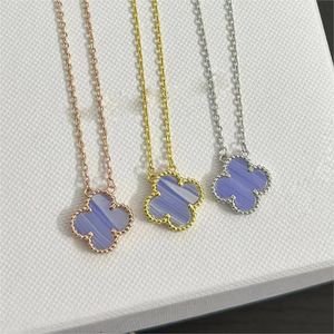 Luxury Four Leaf Clover Designer Peandant Necklace Elegant Charm Sweet Flowers Classic Choker Purple Stone Womens chain necklaces jewelry