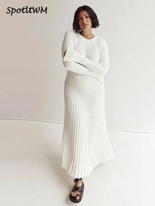 Basic Casual Dresses Rib Knitted Round Neck Flare Long Sleeved Dress Women Lace Up Slim Solid Long Robes Fall Winter Office Streetwear Vestidos 231120