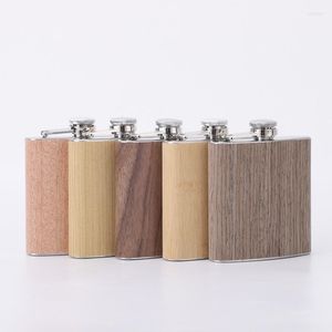 Questões de quadril 6 onças portátil portátil Vintage Flask Wood Grain Grain Whisky Vodka Sake Shochu Bottle Drinkware Wine Cup