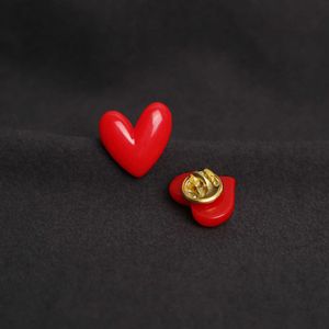 Pins Brooches 2022 Cute Red Heart Shape Resin Brooch For Lovers Gift Wedding Party Jewelry Brooch Christmas New Year Gift Artist Jewelry Z0421