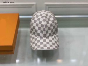 Berretti da baseball sportivi autunnali cappelli di lusso da donna berretti designer per donna marca Ball Cap cappelli a cupola per uomo donna berretti 21 novembre