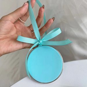 Luxury Gu Car Air Freshener Diffuser rökelse Parfum Air Freshener Ceramic Diffusers Car Mounted Fragrance Pendant Aromatherapy Bow Cars Hanging With Present Box