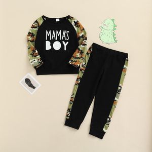 Set di abbigliamento Ragazzi Abito a due pezzi Stampa di lettere Pantaloni pullover a maniche lunghe mimetiche per la festa di compleanno Moda Bambino Autunno Primavera