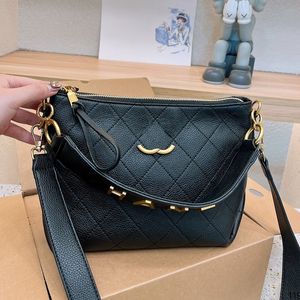 Fransız marka lüks kadın tasarımcı crossbody çanta ünlü çift mektup bayanlar omuz çanta çanta yüksek kaliteli orijinal deri lady alt koltuk çanta debriyaj çantası