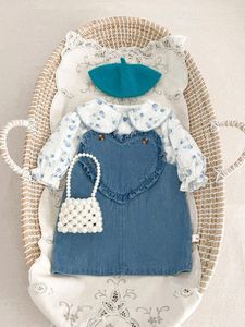 Abiti da ragazza Autunno Nato Retro Big Love Bretelle casual Abito in denim Stampa floreale infantile Camicia sottile per bambini in cotone solido