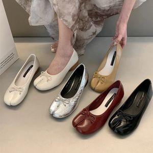 Dress Bailamos Women Split Stop Flats Tabi Ninja Buty poślizgowe na mikrofibry wygodne kapcie miękkie mokasyny