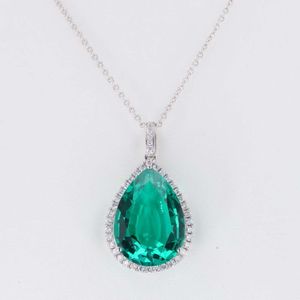 Fin Teardrop Emerald Pear Cut Pure Gold Fashion Jewelry Diamond Cross Necklace