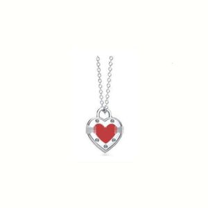 Tiffanylris igh Fashion Tis Versione di lusso Classica collana in argento sterling 925 con cuore Ciondolo Rivetto Collana con amore Designer di gioielli Compleanno Regalo di Natale