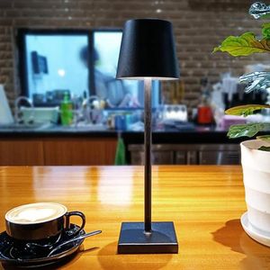 Table Lamps Lamp High Brightness Decorative Long Service Life Solid Energy Saving Stable LED Metal Atmosphere Desk For Home Use