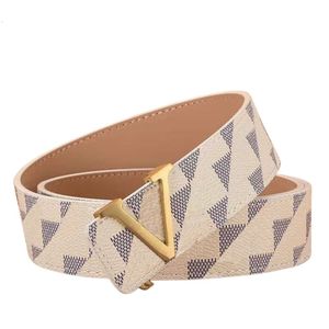 Louisi Belt Designer V Top -Qualitätsgürtel -Gürtel Leder Fashion Womens Accessoires Luxusbrief Bund Big Gold Buckle Freizeit