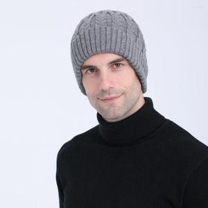 ベレット冬の帽子の男性ビーニーニットフリースブリム暖かいアクリルウールスキーティーンエイジャーのための屋外アクセサリー
