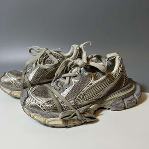 Сетчатые кроссовки Triple s Track 3xl Изношенная обувь Кроссовки Balencaiiga Paris 3xl Shoe Повышенная семейная мужская женская обувь с дышащим эффектом 25DGL