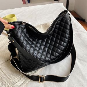 Sacchetti da sera borsa da donna grande spalla hobo spalla crossbody designer morbida borse in pelle PU e borsetta femmina di grande capacità tote nero