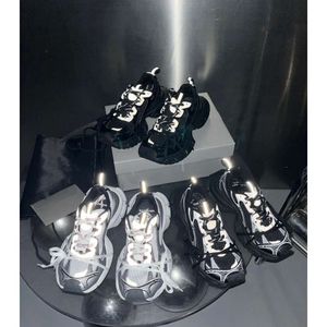 Сетчатые кроссовки Triple s Track 3xl Изношенная обувь Кроссовки Balencaiiga Paris 3xl Shoe Повышенная семейная мужская женская обувь с дышащим эффектом EQ1HL