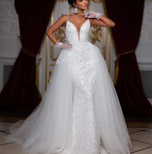 Luxury Mermaid Wedding Dresses Sleeveless V Neck StrapsBeaded Sequins Appliques 3D Lace Plus Size Detachable Train Bridal Gowns Plus Size Vestido de novia Custom