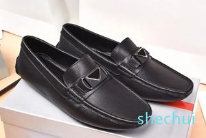 Mocassini da uomo in pelle spazzolata nera Mocassini con plateau Penny piatti Oxford Sneaker da guida casual Suole in gomma per feste di matrimonio aziendali