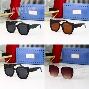 Gölgeler G Tasarımcı Güneş Gözlüğü Erkekler İçin Güneş Gözlükleri Pürüzsüz Çizgiler Moda Toz Durumu Gafas De Sol Doğum Günü Mevcut Mektup Polarize Güneş Gözlüğü Plastik Çerçeve PJ022 E23