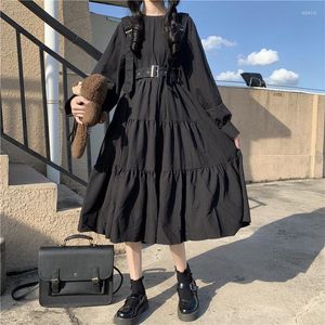فساتين غير رسمية للنساء من Harajuku ياباني فستان ميدي أسود على الطراز القوطي بحمالات ضمادة عتيقة مكشكشة طويلة فضفاضة كوسبلاي زي