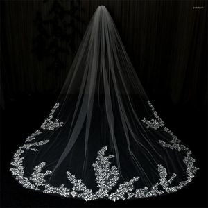 Bridal Welles Przyjazd Ivory Cathedral Wedding 3D Flower Appliques Bride Veil Seksowne akcesoria