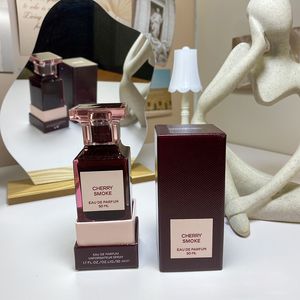 Нейтральный парфюмерный ароматизатор-спрей 50 мл/100 мл Cherry Smoke Fruity Notes EDP Стойкий очаровательный аромат Top Edition и быстрая доставка