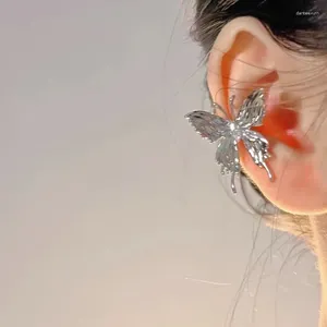 Dingle örhängen flytande fjäril tassel asymmetrisk öronklipp utan piercing för kvinnor 2023 modedesign zirkon kvinnliga smycken