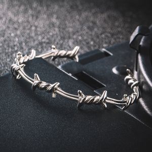 Designer pulseira masculina e feminina pulseira aberta espinho linha geométrica pulseira manga farpado pulseiras presente