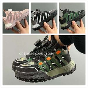 Big Kids Shoes Athletic Outdoor Camouflage Tire vandringsskor Chunky Sneakers Casual Platform Fashion Children Sports Shoe Trainers for Boys Girls With Box ER27-37