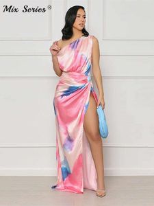 Tie Dye One Shoulder Split Maxi Dress Women Sexig skevhals Ruched Slim Bodycon Dresses Summer New Beach Style Party Vestido