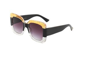 Occhiali da sole 2023 Luxury Big Square Donne Designer di marca Retro Occhiali da sole trasparenti per donna Oversize Nero Shades Oculos UV400 Gafas Para el sol de mujer