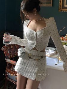 Tvådelad klänning högkvalitativ liten doft tweed 2 -stycken Set Women Jacket Coat Crop Top kjol Set French Luxury Elegant Two Piece Suits 230422