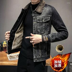 Vestes pour hommes 2024 Style britannique hiver Slim Fit Denim décontracté vêtements d'extérieur amples manteaux de rue mode fourrure épaisse veste chaude