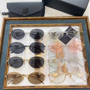 Mode sonnenschirm sonnenbrille männer und frauen designer persönlichkeit retro oval metall kleine rahmen brille trend street shot sonnenbrille