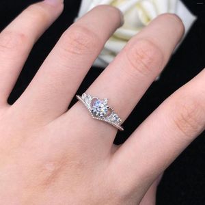 Cluster Rings Gorgeous Jewel AU585 14K White Gold 0.5Ct 5.0mm D Color VVS1 Moissanite Engagement Ring For Women Luxury Quality 045