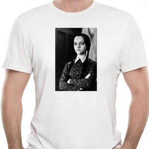 T-shirt da uomo T-shirt da uomo Tshirt The Dark Is Afraid Of Me Wednesday Addams Family Halloween Camicia unisex Abbigliamento