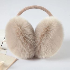 Ear Muffs Winter Artificial Fur Earmuffs Solid Color Ear Warmer Warmer Fuzzy Plush Large Cover with Thick Female Protector 231122